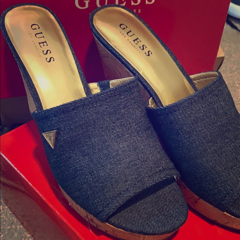 Guess 4 1/2 in wedge jean cork candies 9M